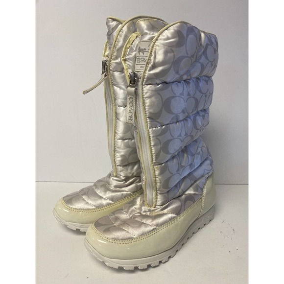 Coach Jolt White Winter Boots Women's Size 6B - READ - Picture 1 of 9